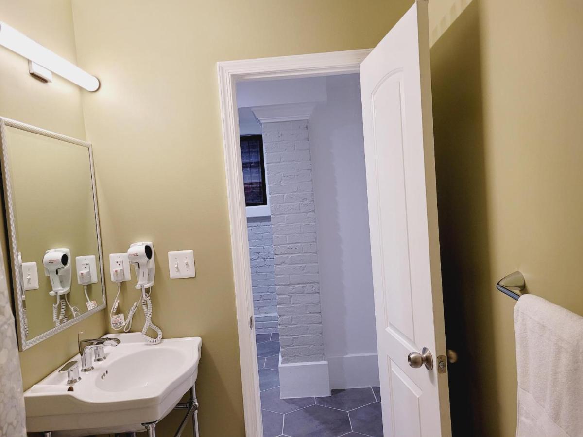 May Flower Hostel Llc Washington Luaran gambar