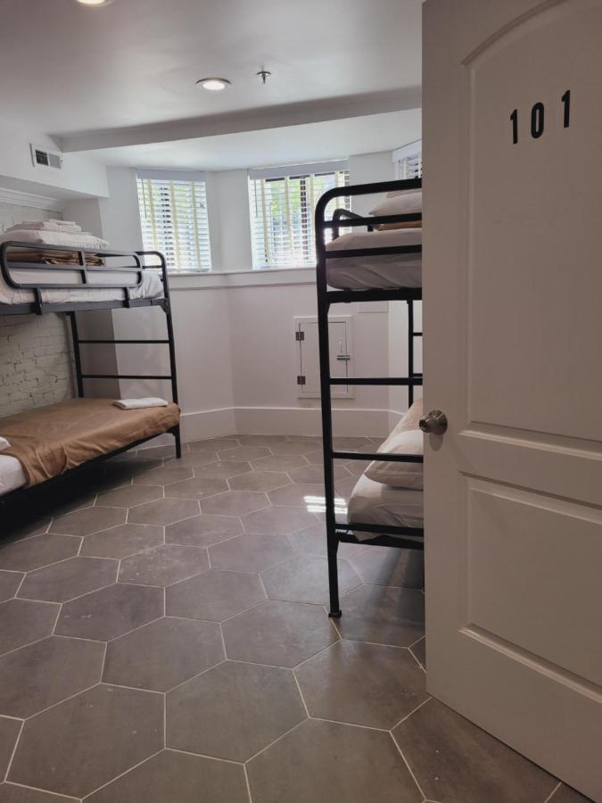 May Flower Hostel Llc Washington Luaran gambar